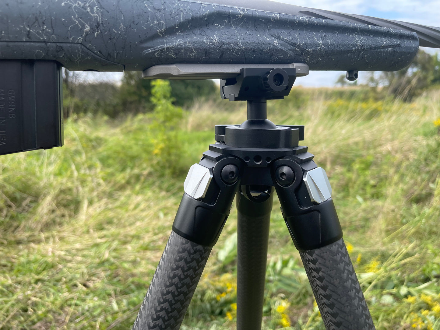 Talon CF Predator System – Carbon Fiber Tripod for Thermal Hunting